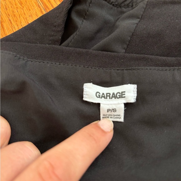 Garage Black Vest Crop Top - Picture 4 of 4